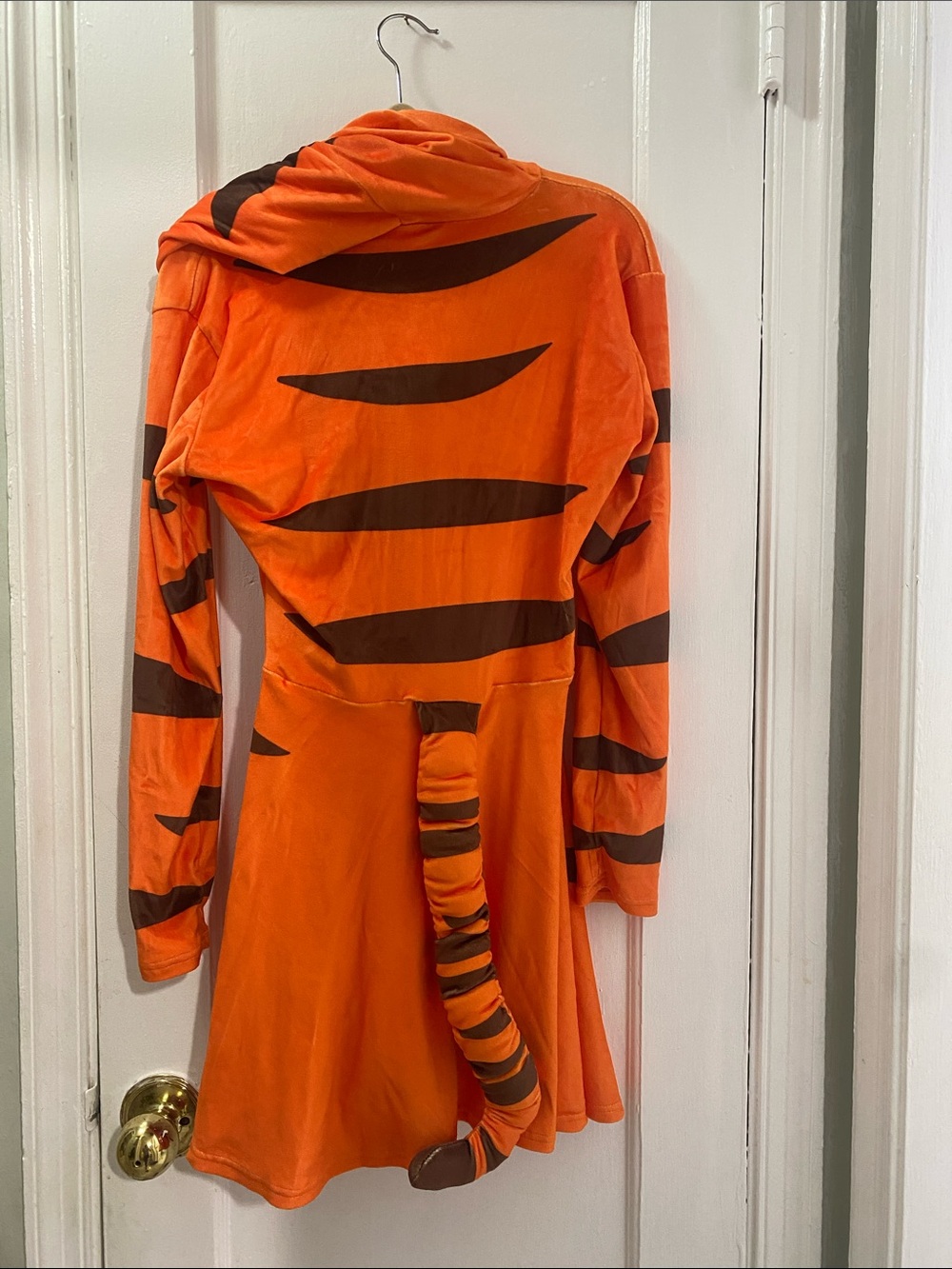 Adult Tigger Dress Costume Small- Winnie the Pooh - Picture 3 of 12